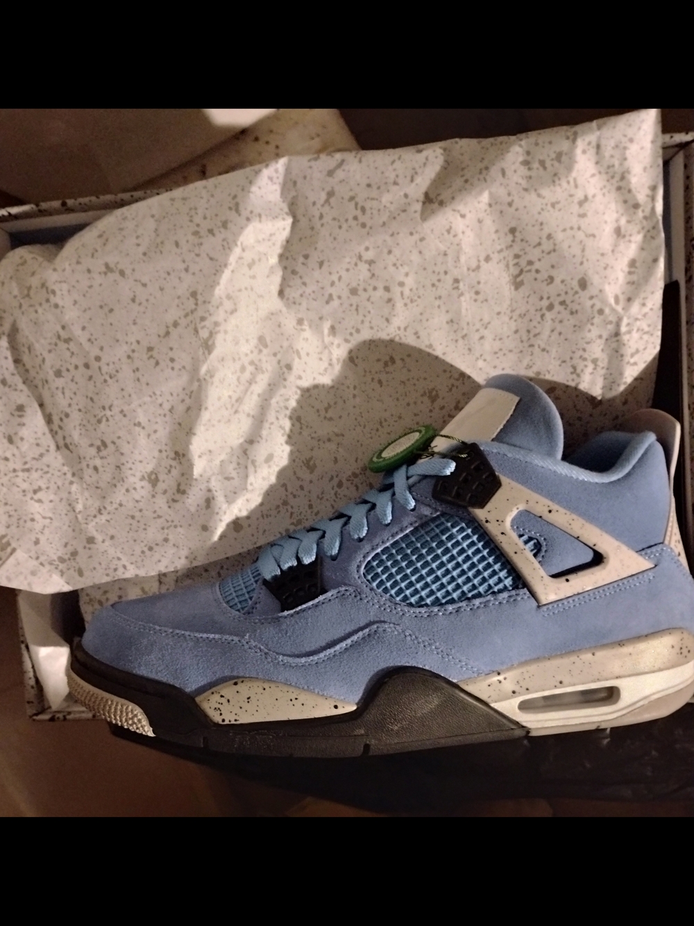 Deadstock Nike Air Retro Jordan 4 IV UNC University Blue CT8527-400 Size 11.5